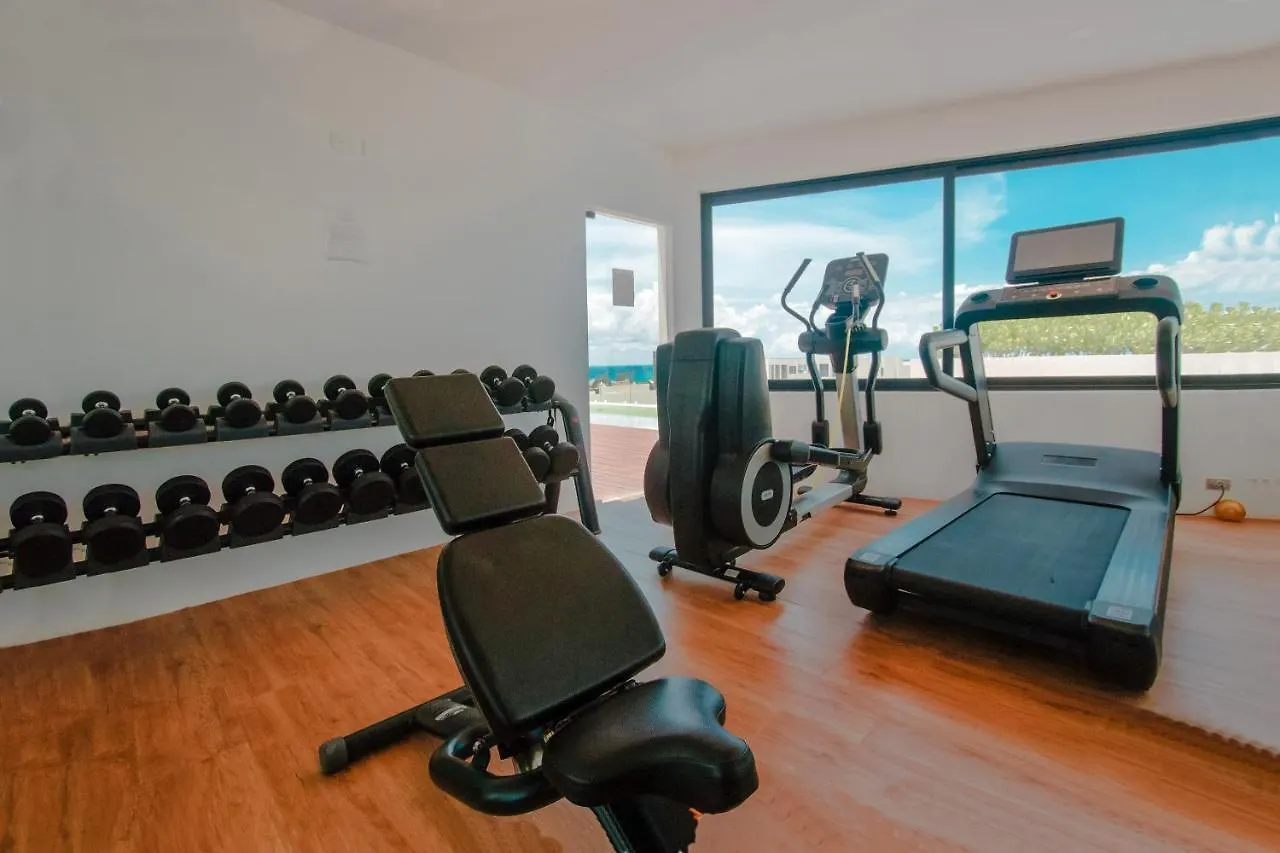 Apartment Ph Caroline 602 - Only 2 Blocks To The Beach - At Bahay Condos Playa del Carmen