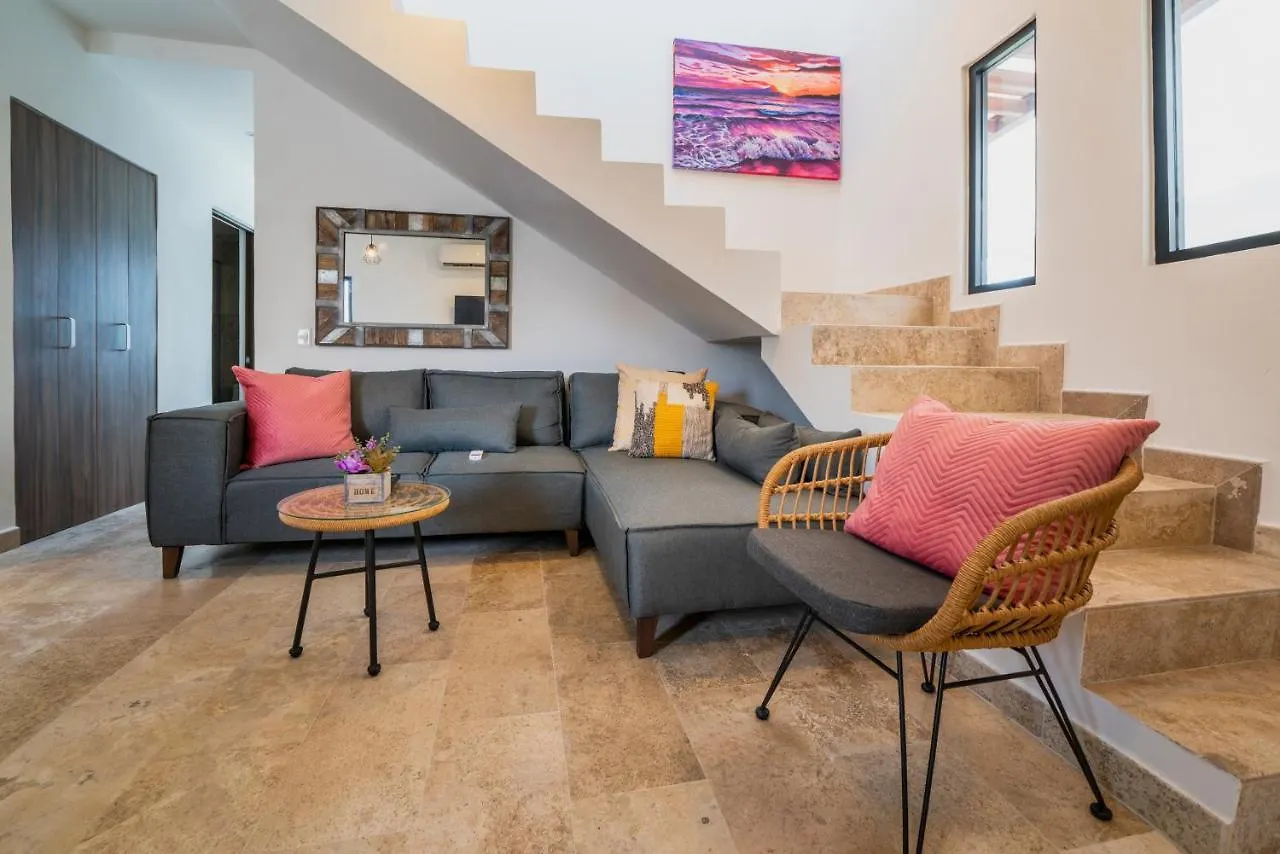 Apartment Ph Caroline 602 - Only 2 Blocks To The Beach - At Bahay Condos Playa del Carmen